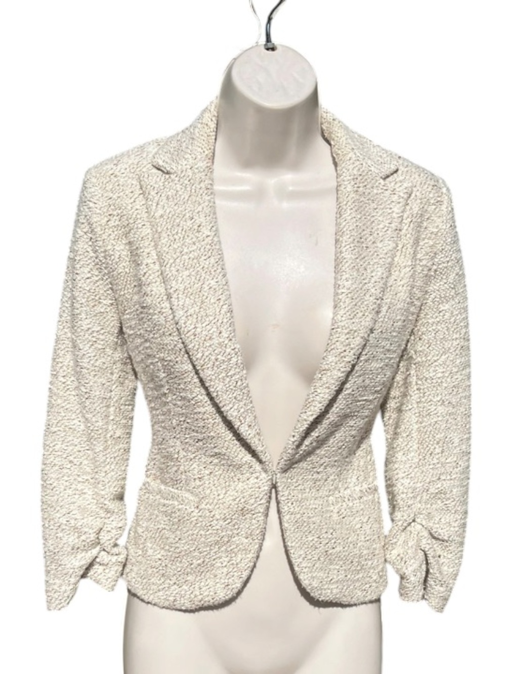 Amanda & Chelsea Cream Bouclé Single-Button Blazer